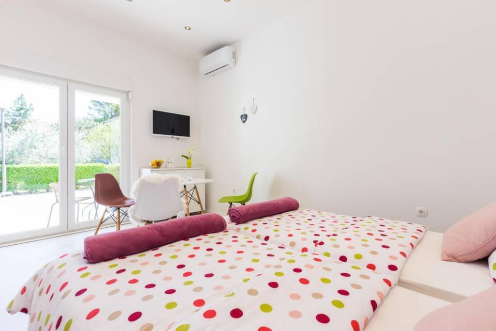 Candy Ap.-Near Center,Bus,Beach+Free Parking Place Задар Екстер'єр фото