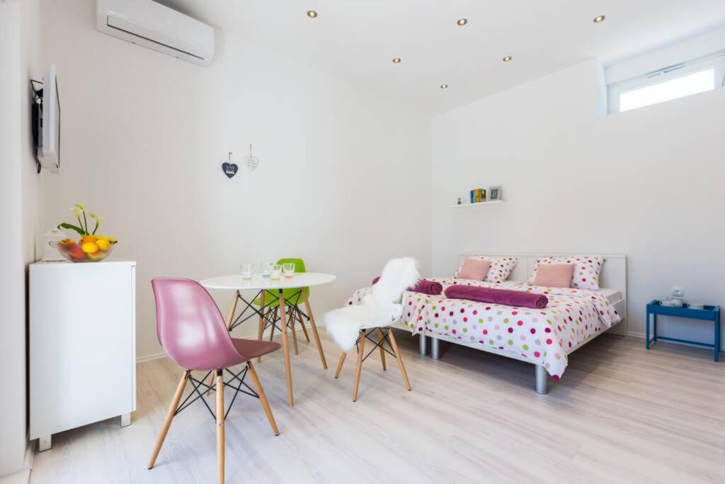 Candy Ap.-Near Center,Bus,Beach+Free Parking Place Задар Екстер'єр фото